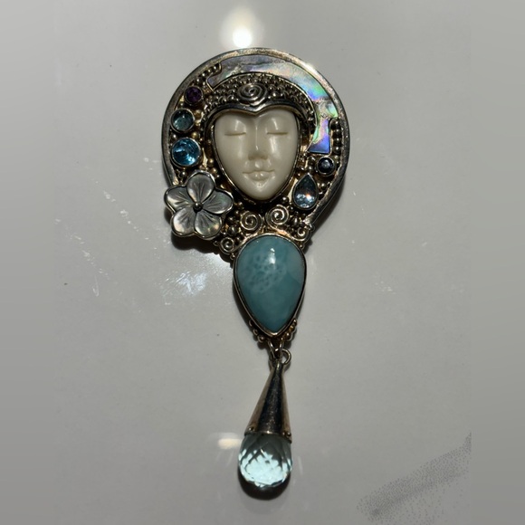 Retired Sajen goddess pendant - Picture 1 of 11